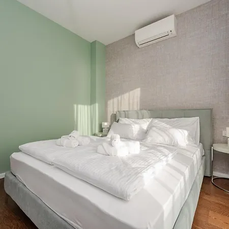 公寓 Zadar Premium *