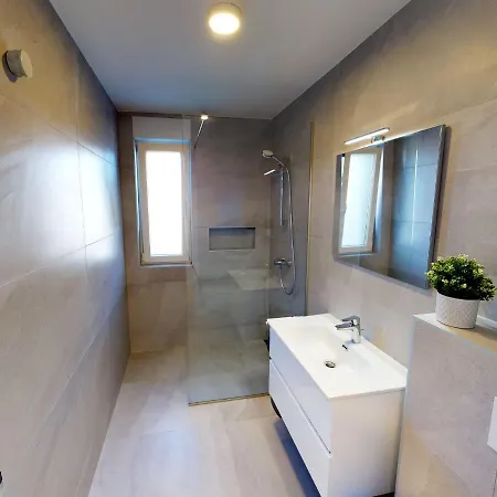 Zadar Premium Kožino