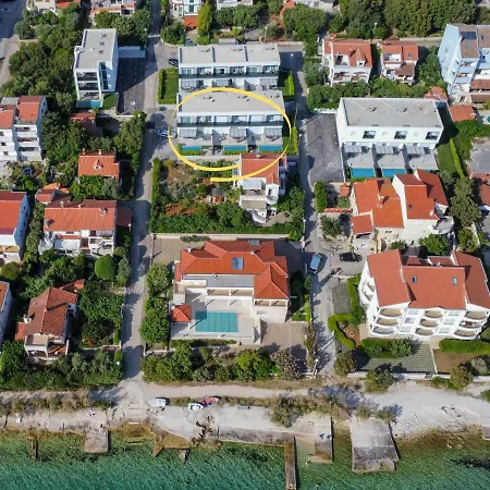 Zadar Premium 公寓 *